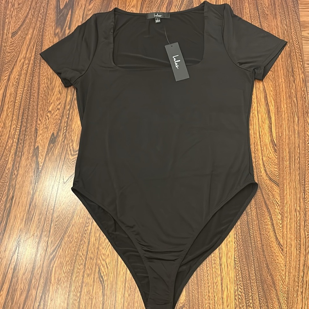Lulu’s Perfect Possibility Black Short Sleeve Bodysuit - size Large (BNWT) - Picture 6 of 7